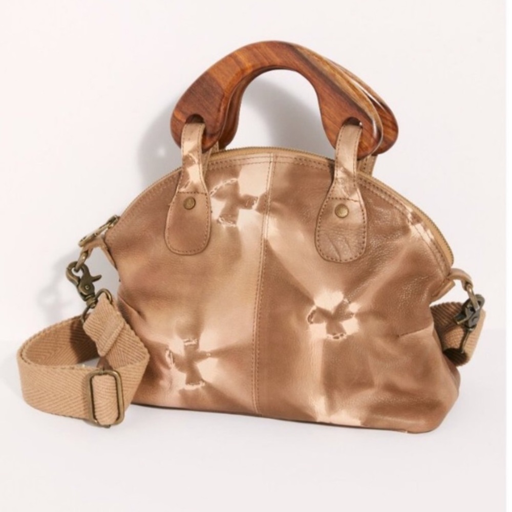 Rare Mini Free People Willow handbag with Wooden Handles